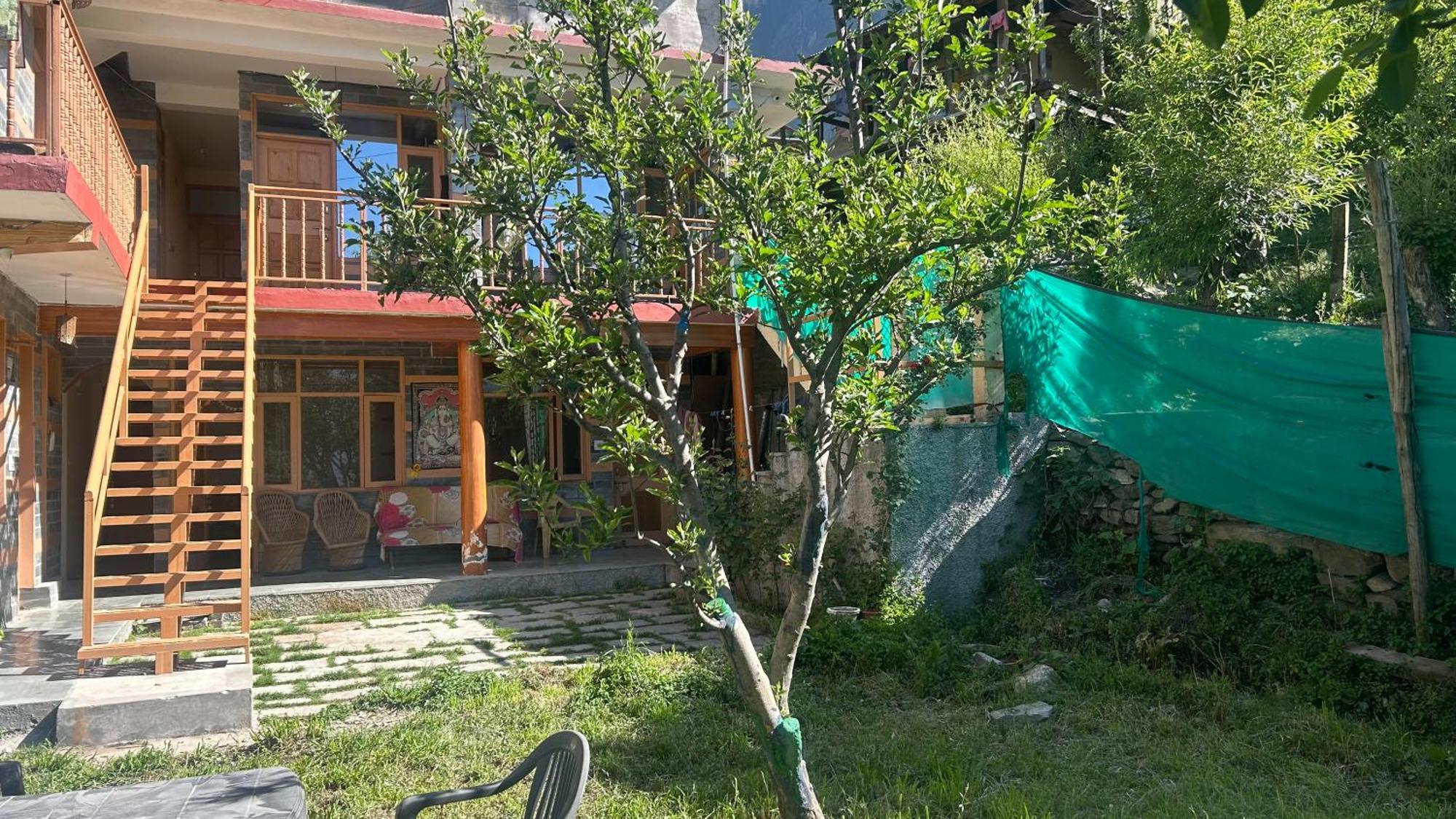 Sunface Homestay 马拉里 外观 照片